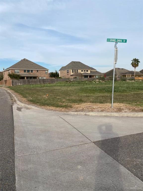 Photo 2 of 2801 Grand Canal Drive