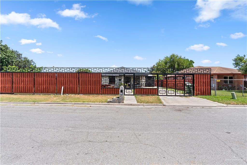 Photo 8 of 670 St John Drive