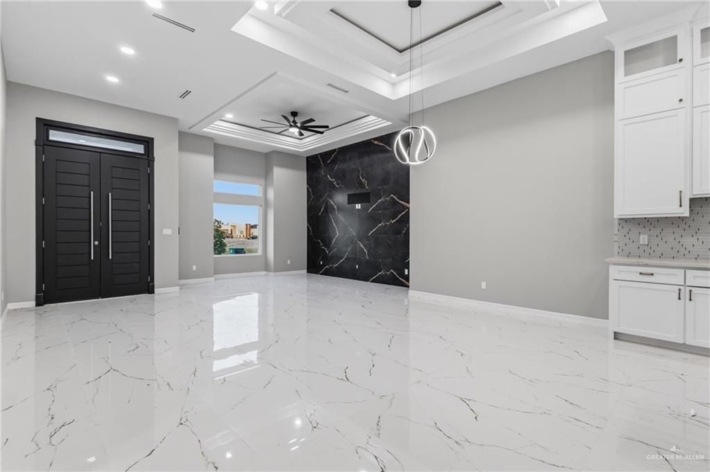 Photo 3 of 302 30th Street