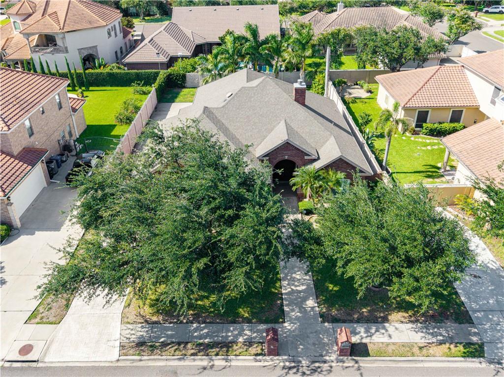 Photo 32 of 704 Redbud Avenue
