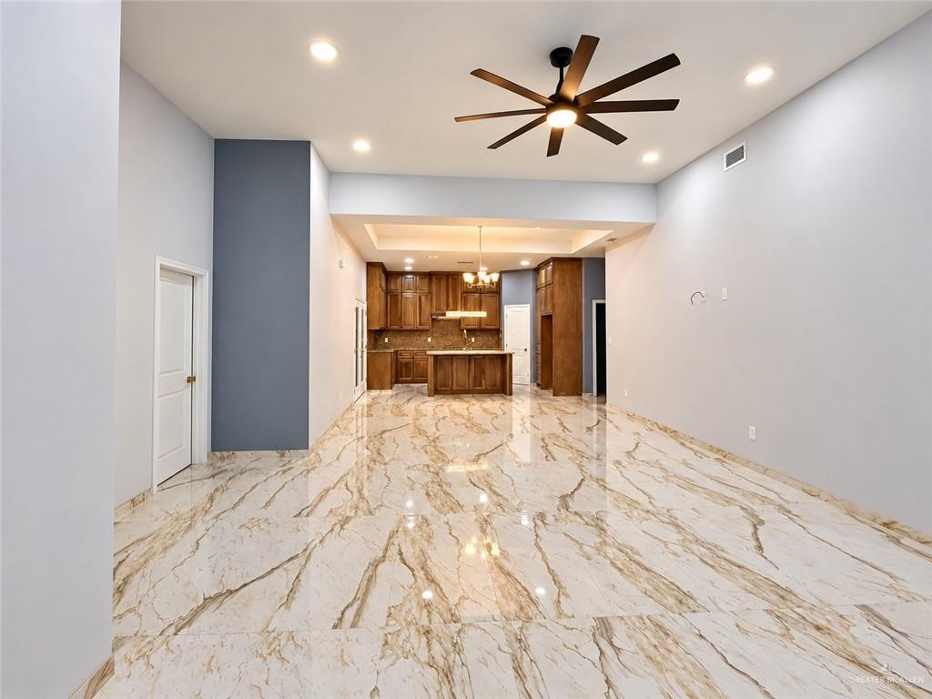 Photo 4 of 3105 Ebano Avenue