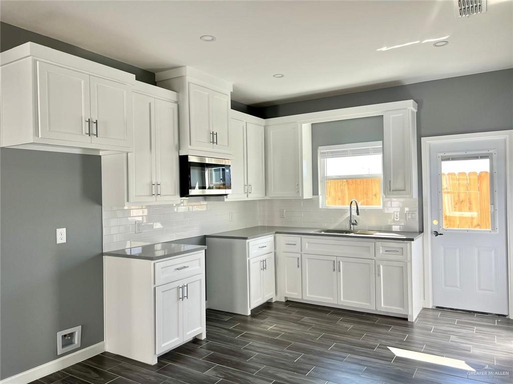 Photo 19 of 100 Lauryn Drive