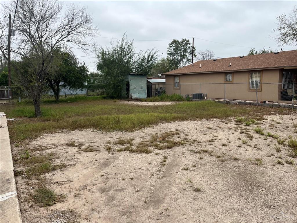 Photo 3 of 2724 Katrina Avenue