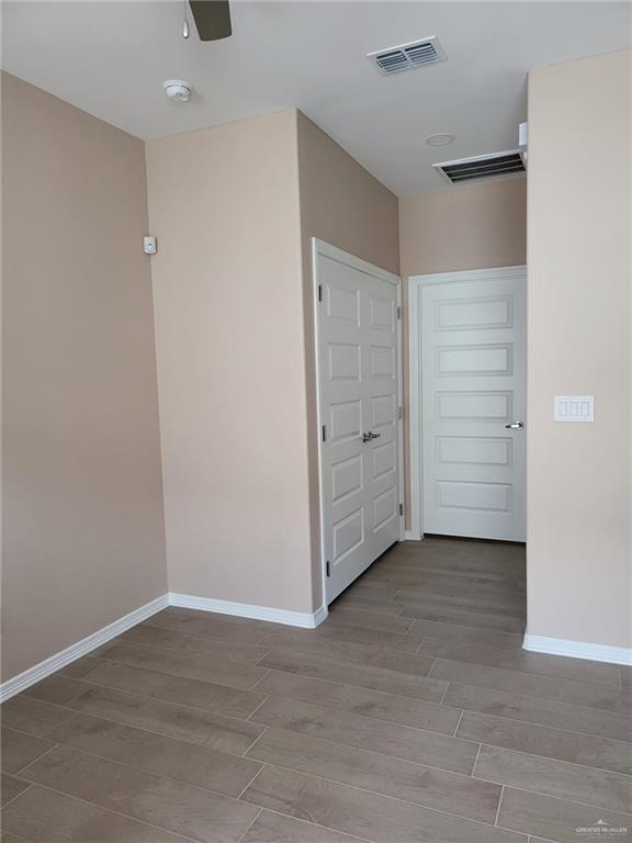 Photo 17 of 3101 Kenwood Street #4