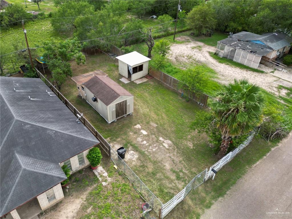 Photo 3 of 1526 Alamo Street