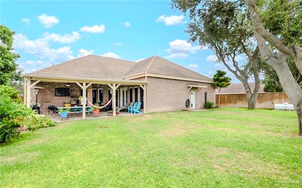 Photo 17 of 2513 Kings Drive
