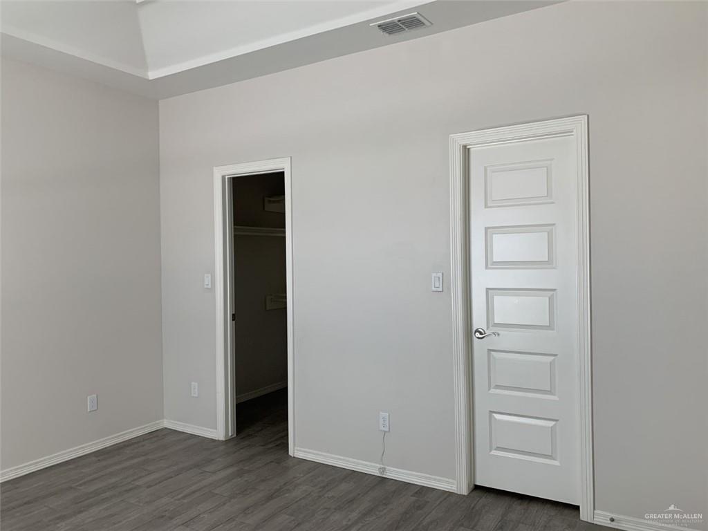 Photo 8 of 416 Teague Avenue #4