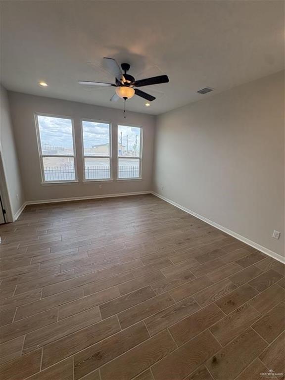 Photo 4 of 14916 Rio Street