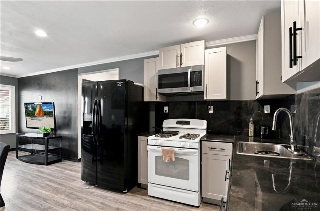 Photo 7 of 2803 Afortunado Avenue