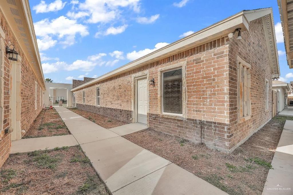 Photo 14 of 2713 Primrose Avenue #A-1