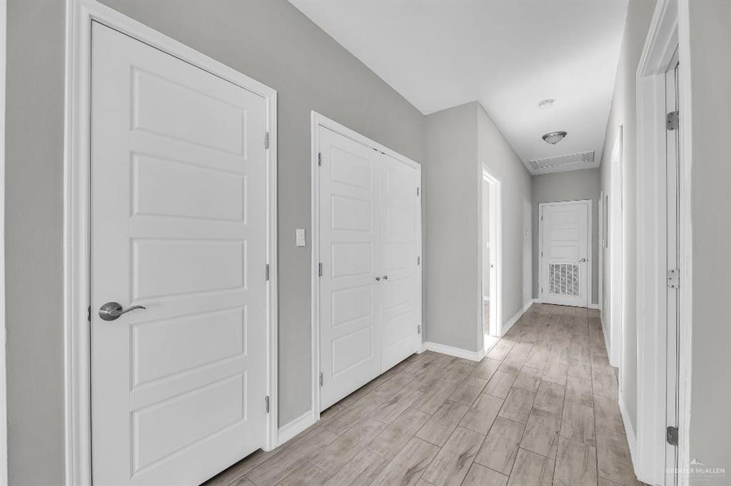 Photo 6 of 2713 Primrose Avenue #A-1