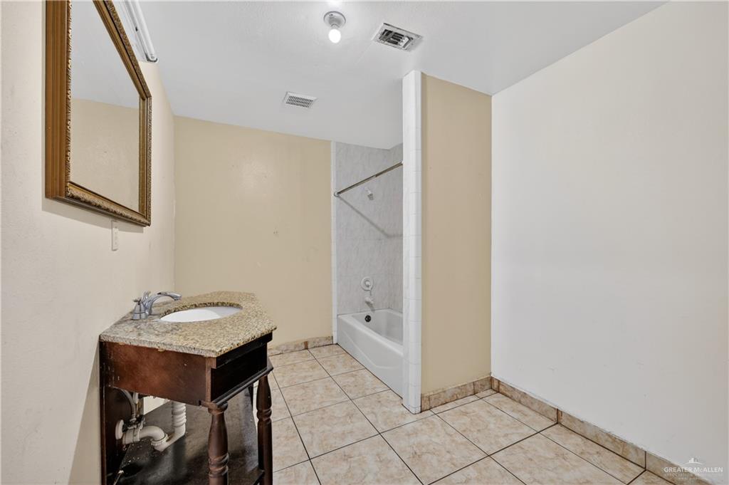 Photo 10 of 2424 Fm 2812