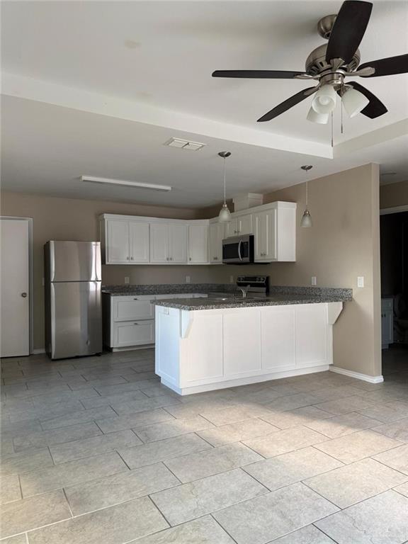 Photo 7 of 906 Tom Landry Street #4