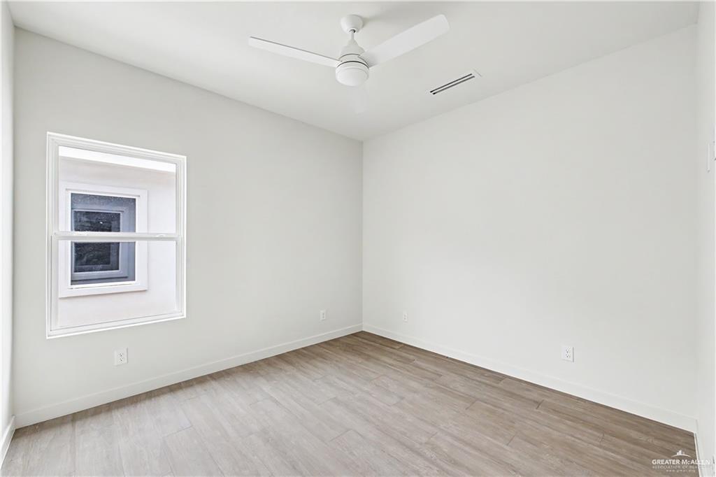 Photo 9 of 5800 Ozark Avenue #2