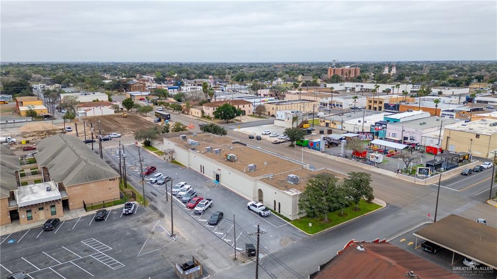 Photo 4 of 401 Kansas Avenue