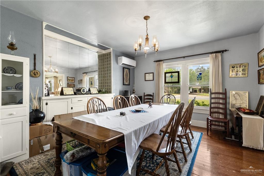 Photo 13 of 906 6th Street