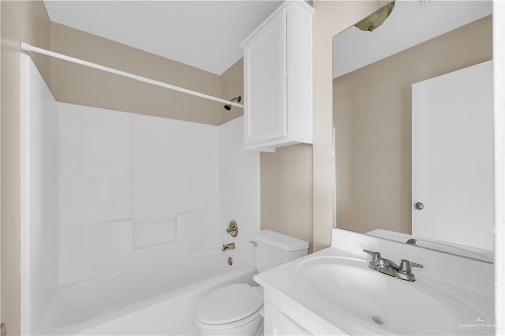 Photo 6 of 303 Gastel Circle