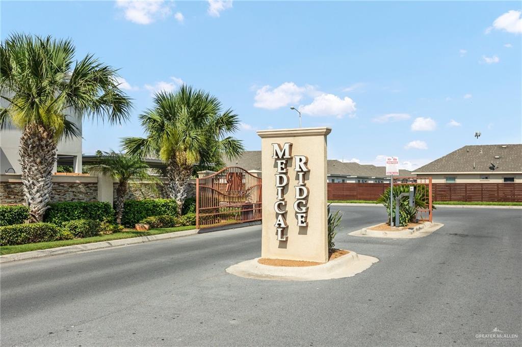 Photo 17 of 1709 Garrison Drive #3