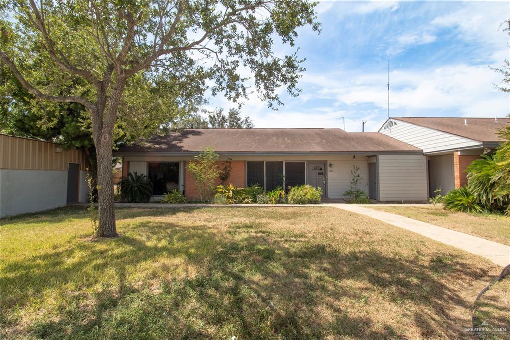 Photo 1 of 600 Beaumont Avenue, McAllen