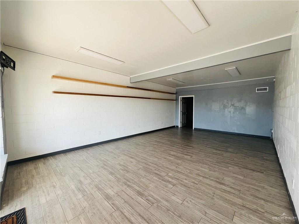 Photo 6 of 2518 Pecan Boulevard