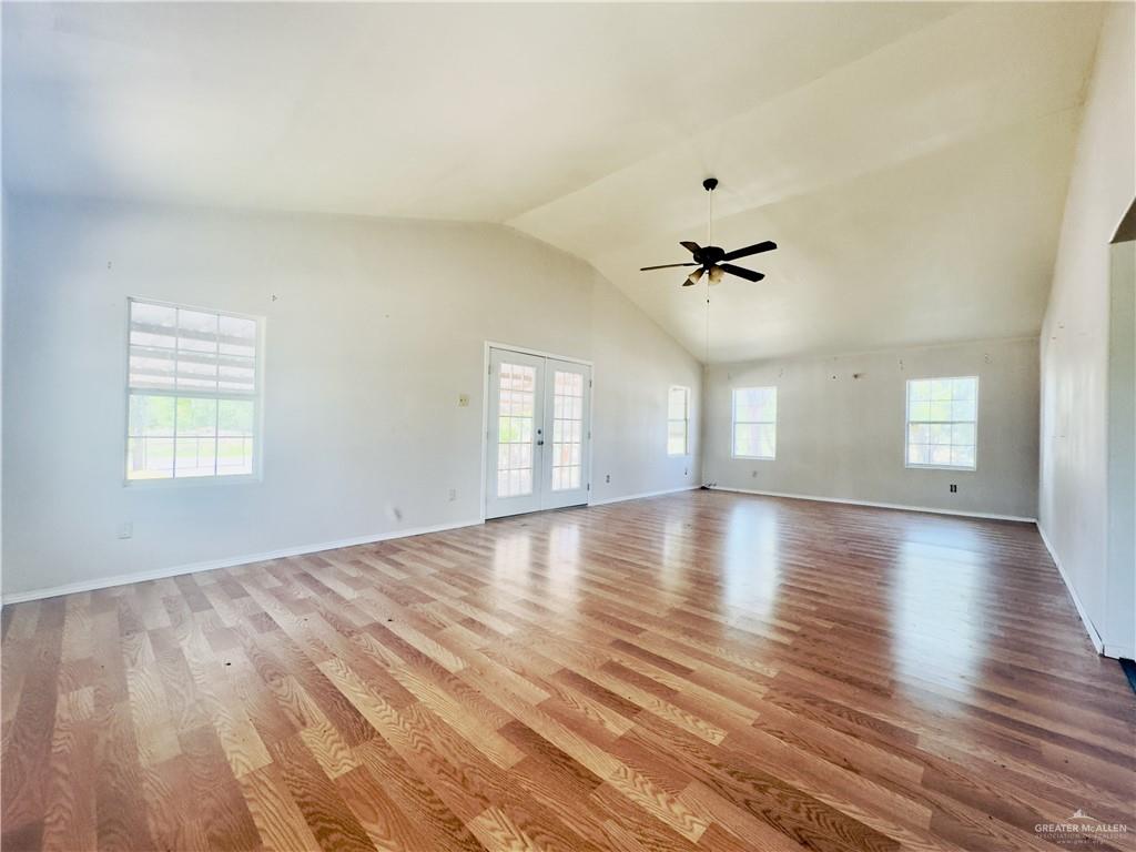 Photo 5 of 29163 Lincoln Avenue