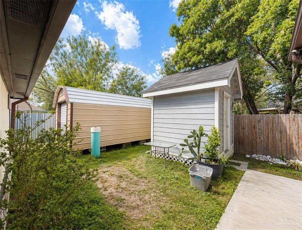 Photo 18 of 1206 Maurer Street