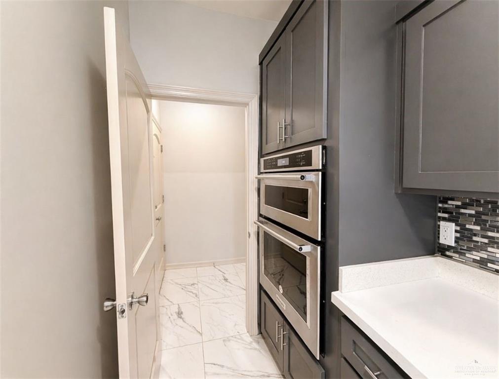 Photo 6 of 1206 Maurer Street