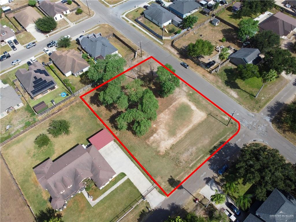Photo 9 of 401 Mockingbird Lane