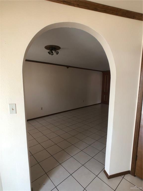 Photo 3 of 3012 Rose Ellen Boulevard