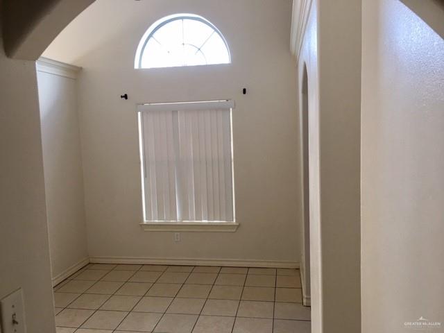 Photo 7 of 1813 Bahamas Drive