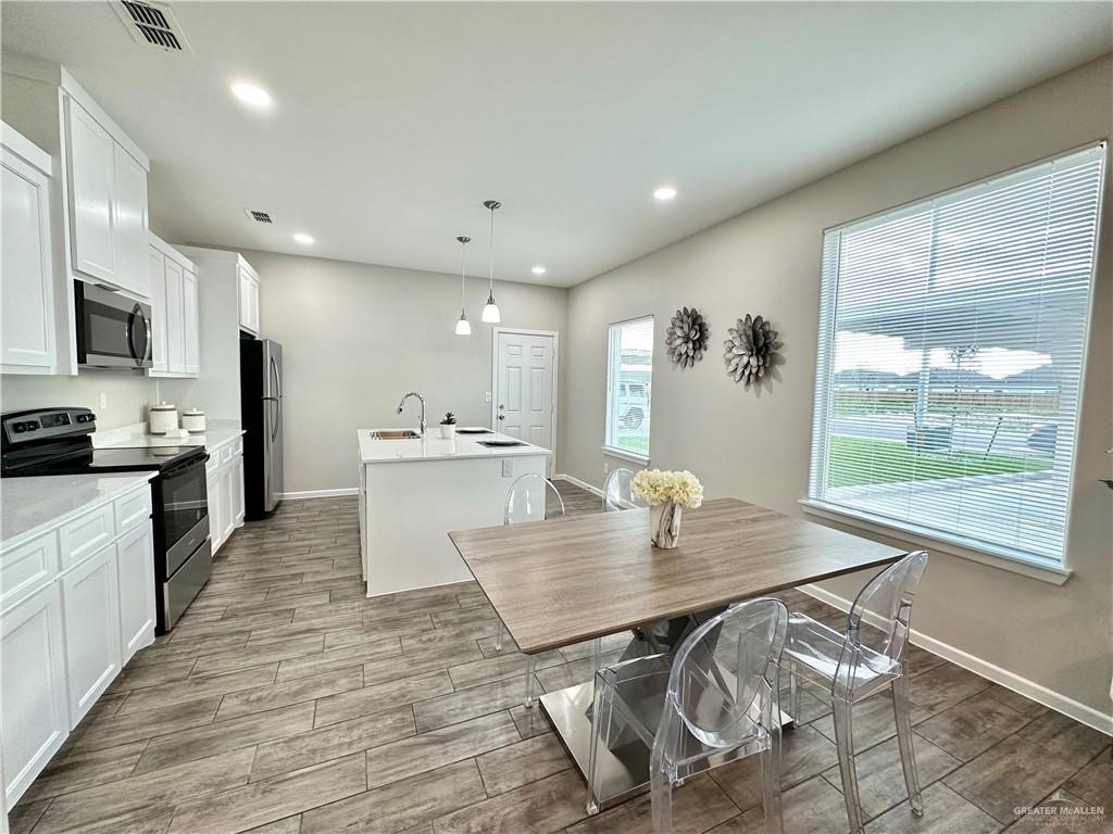 Photo 8 of 1305 Sucre Drive