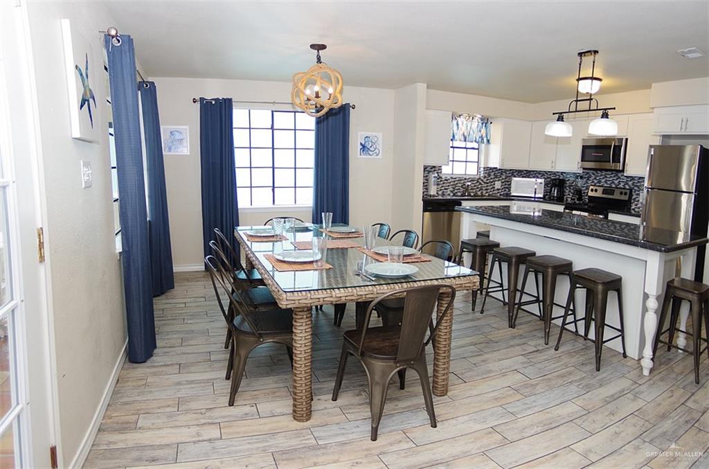 Photo 8 of 124 Retama Street