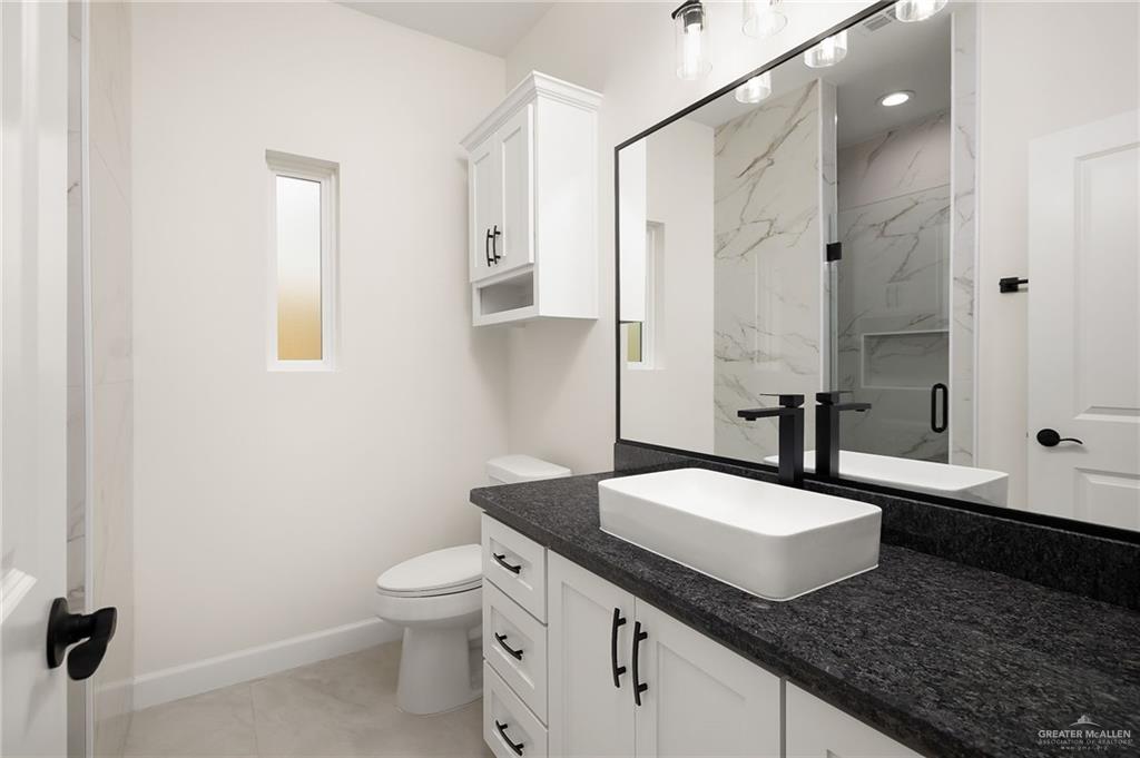 Photo 15 of 813 Buxton Avenue