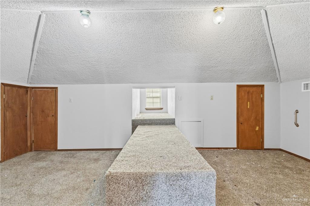 Photo 15 of 2105 Camellia Avenue