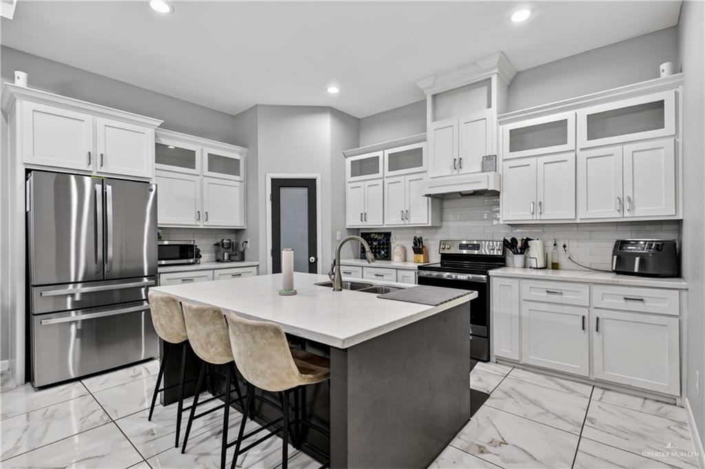 Photo 9 of 705 Quarry Drive