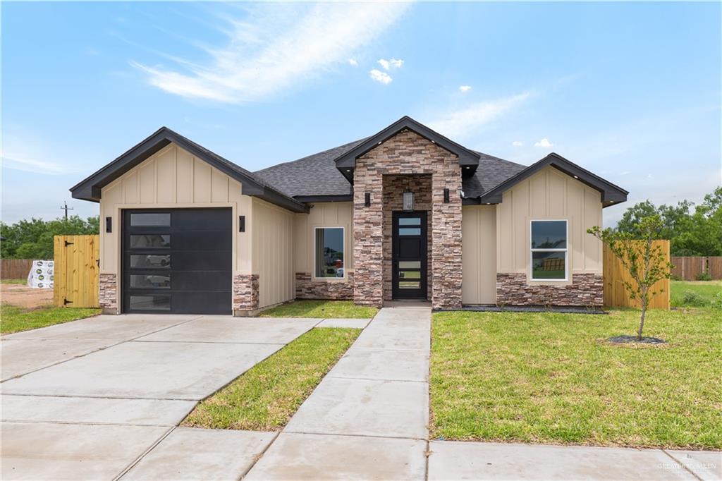 Photo 1 of 10113 Espada Drive, Edinburg