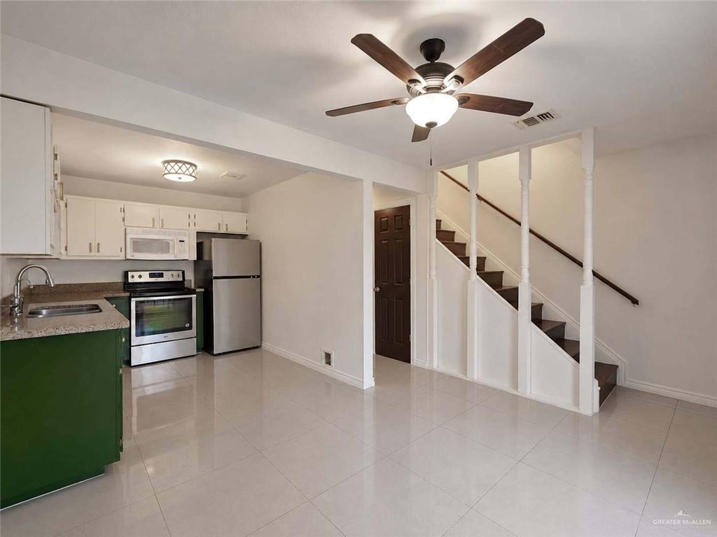 Photo 6 of 2201 Jackson Road #2-I