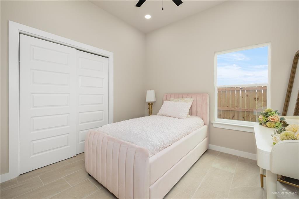 Photo 9 of 2312 Cardinal Drive