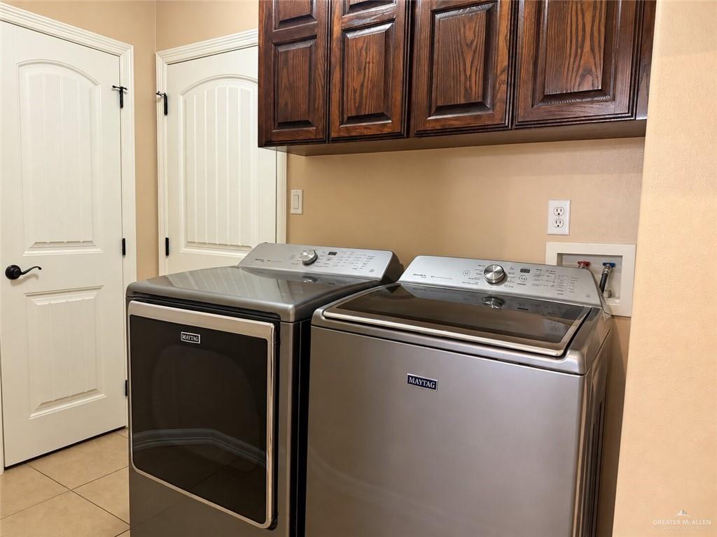 Photo 16 of 1712 Damasco Avenue