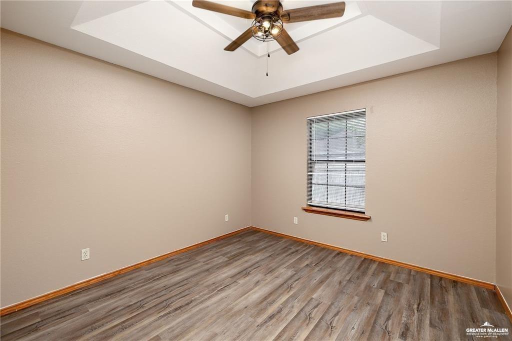 Photo 3 of 1606 Terrace Drive