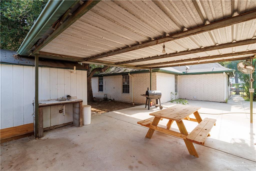 Photo 15 of 2228 31st Street