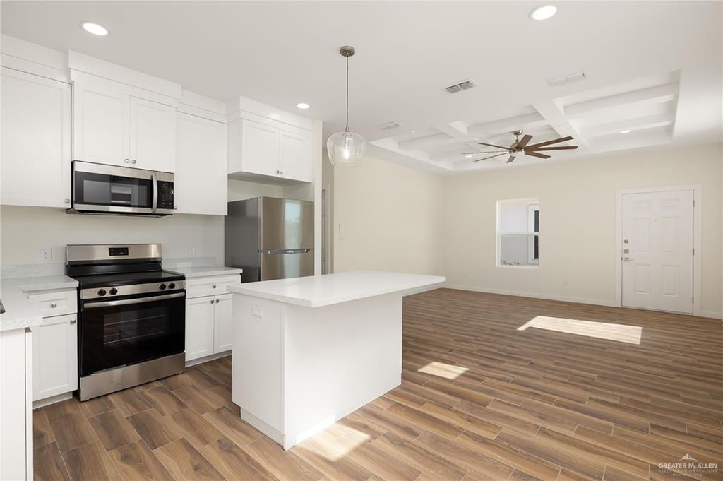 Photo 8 of 609 Onyx Avenue #1