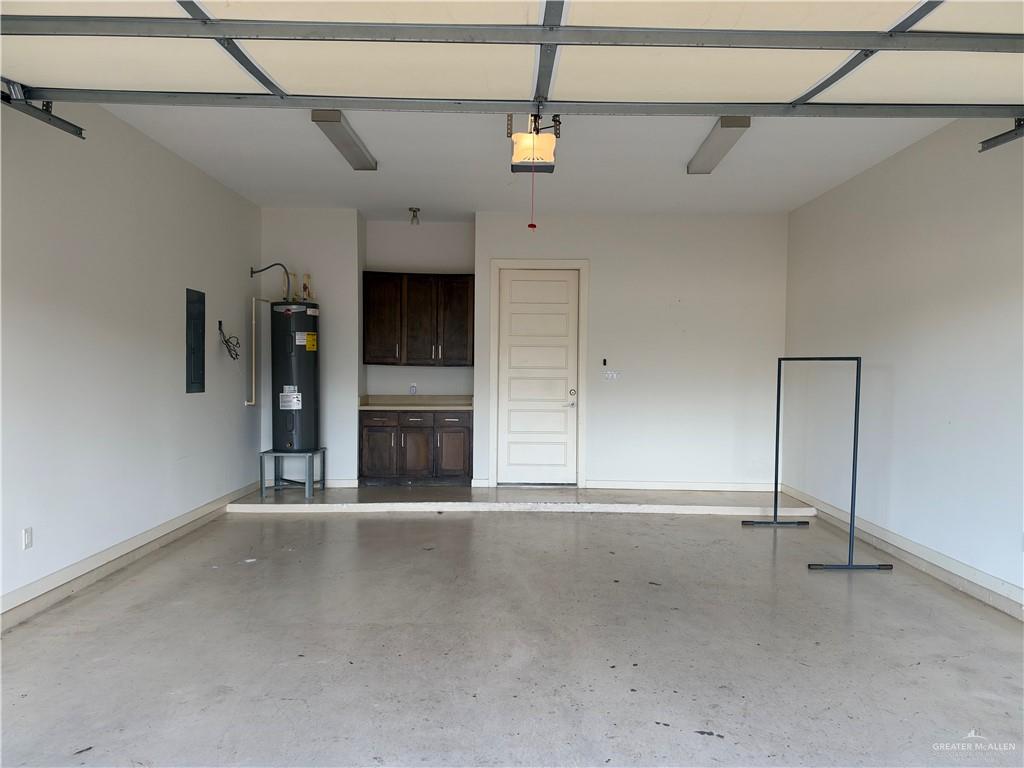 Photo 6 of 221 Ulex Avenue