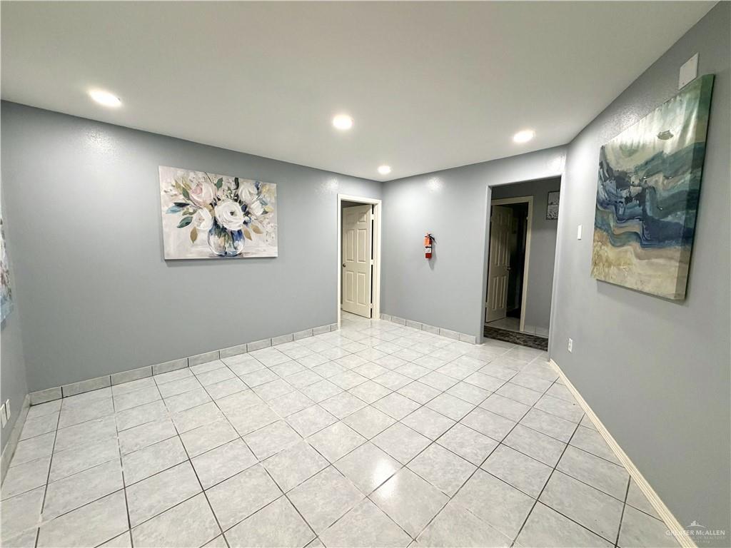 Photo 14 of 404 16th Street
