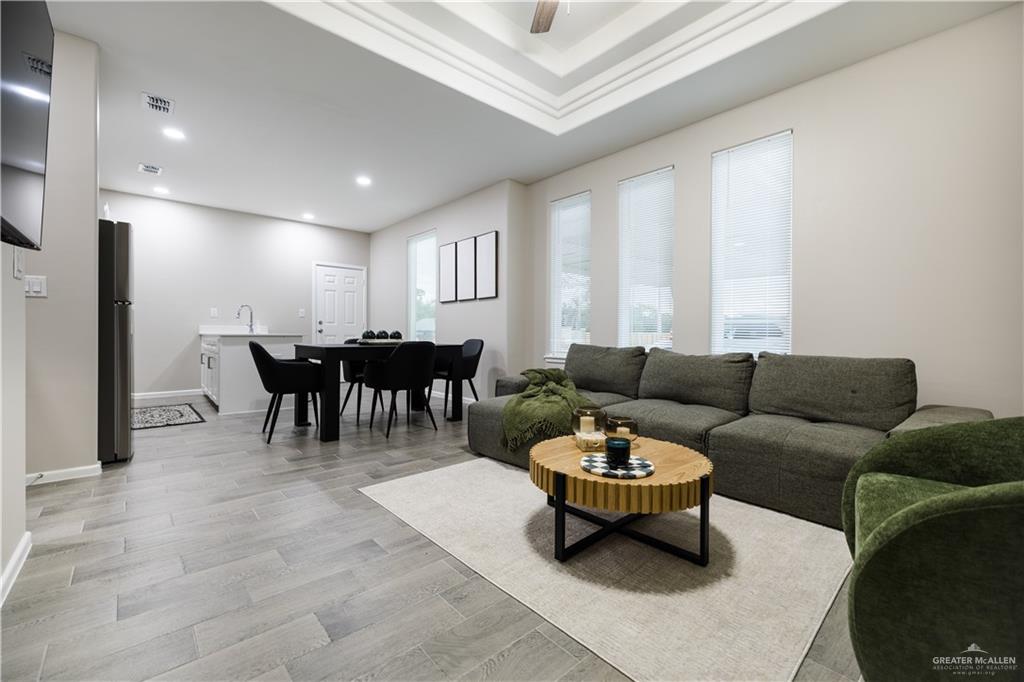 Photo 9 of 2609 Hayes Avenue