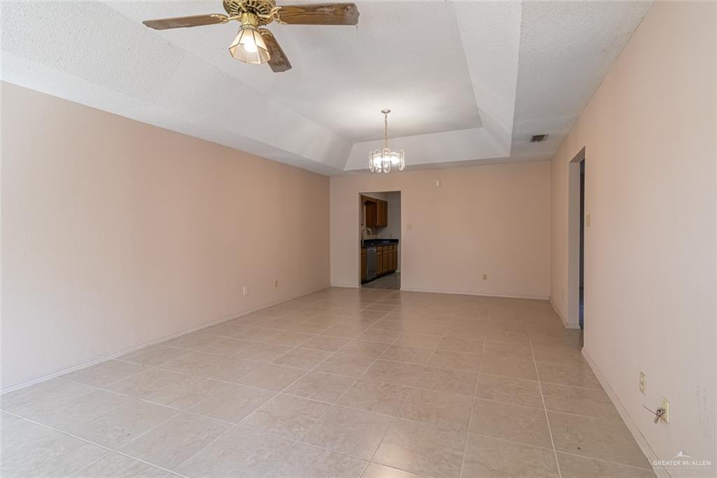 Photo 2 of 2704 Ashley Court