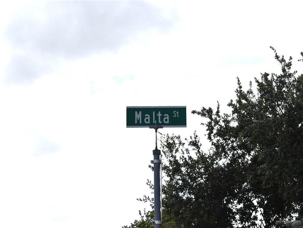 Photo 15 of 2748 Malta Street