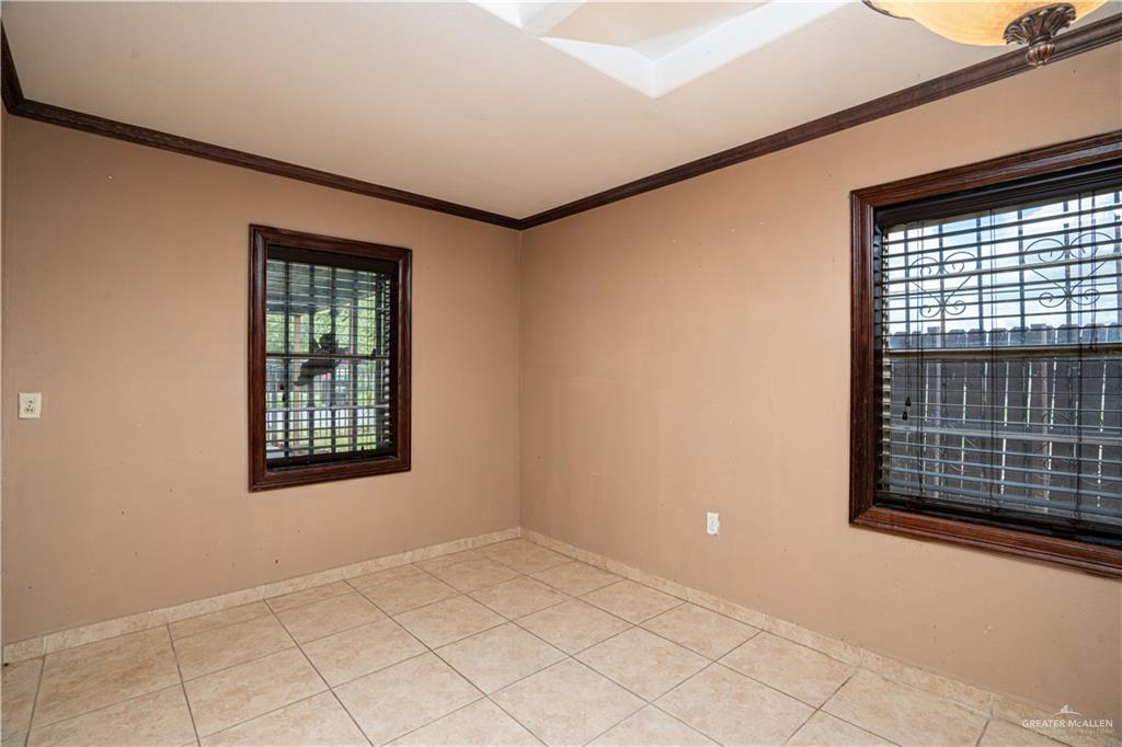 Photo 15 of 720 Padre Avenue