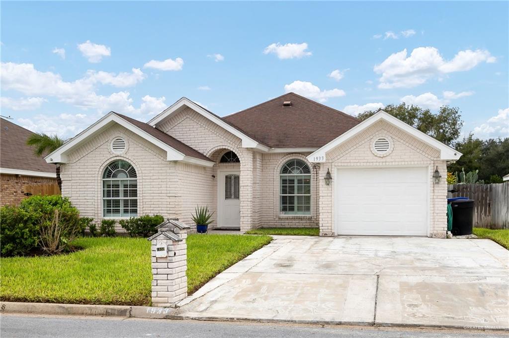 Photo 1 of 1933 Baylor Avenue, McAllen