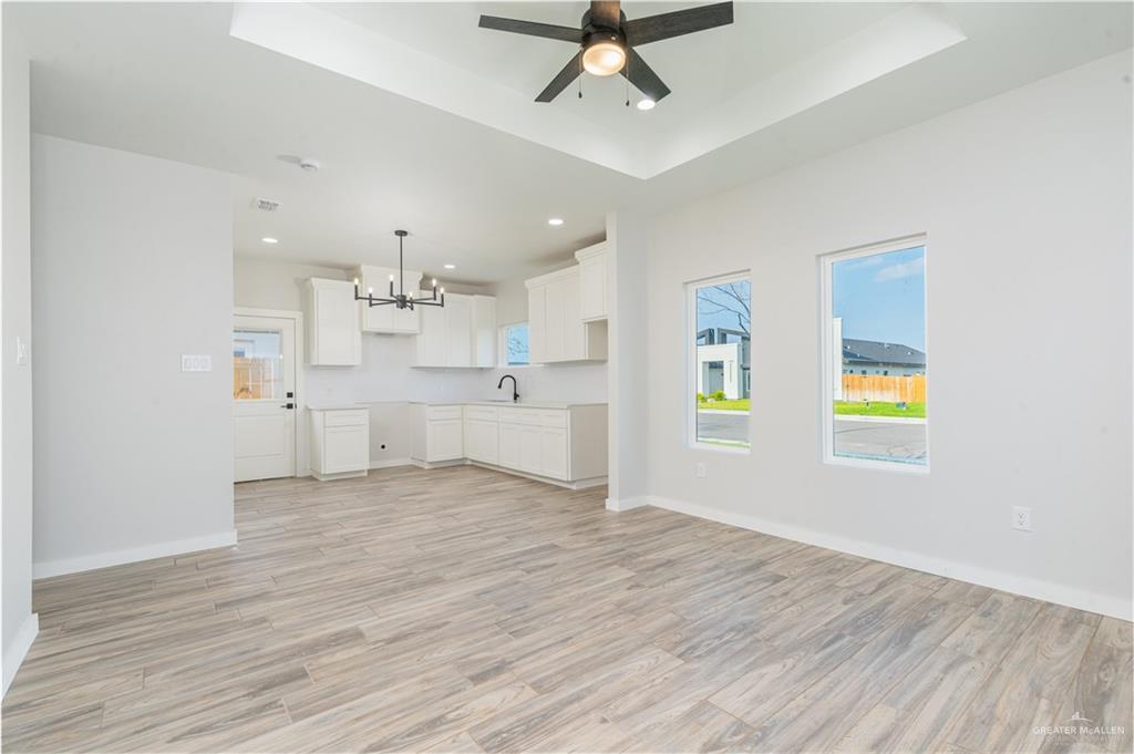 Photo 4 of 11405 25th Street